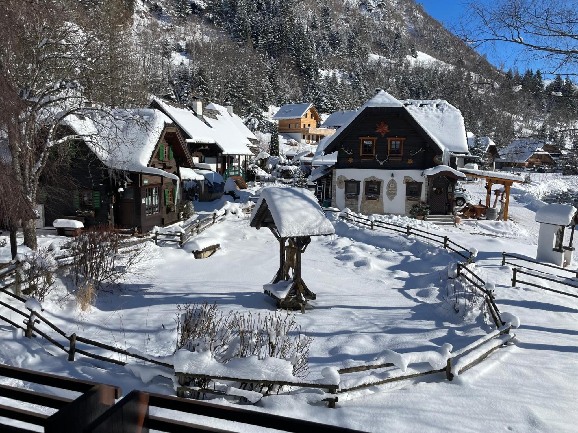 Ferienhaus Bettina Rassis Feriendorf Donnersbachwald Exteriör bild